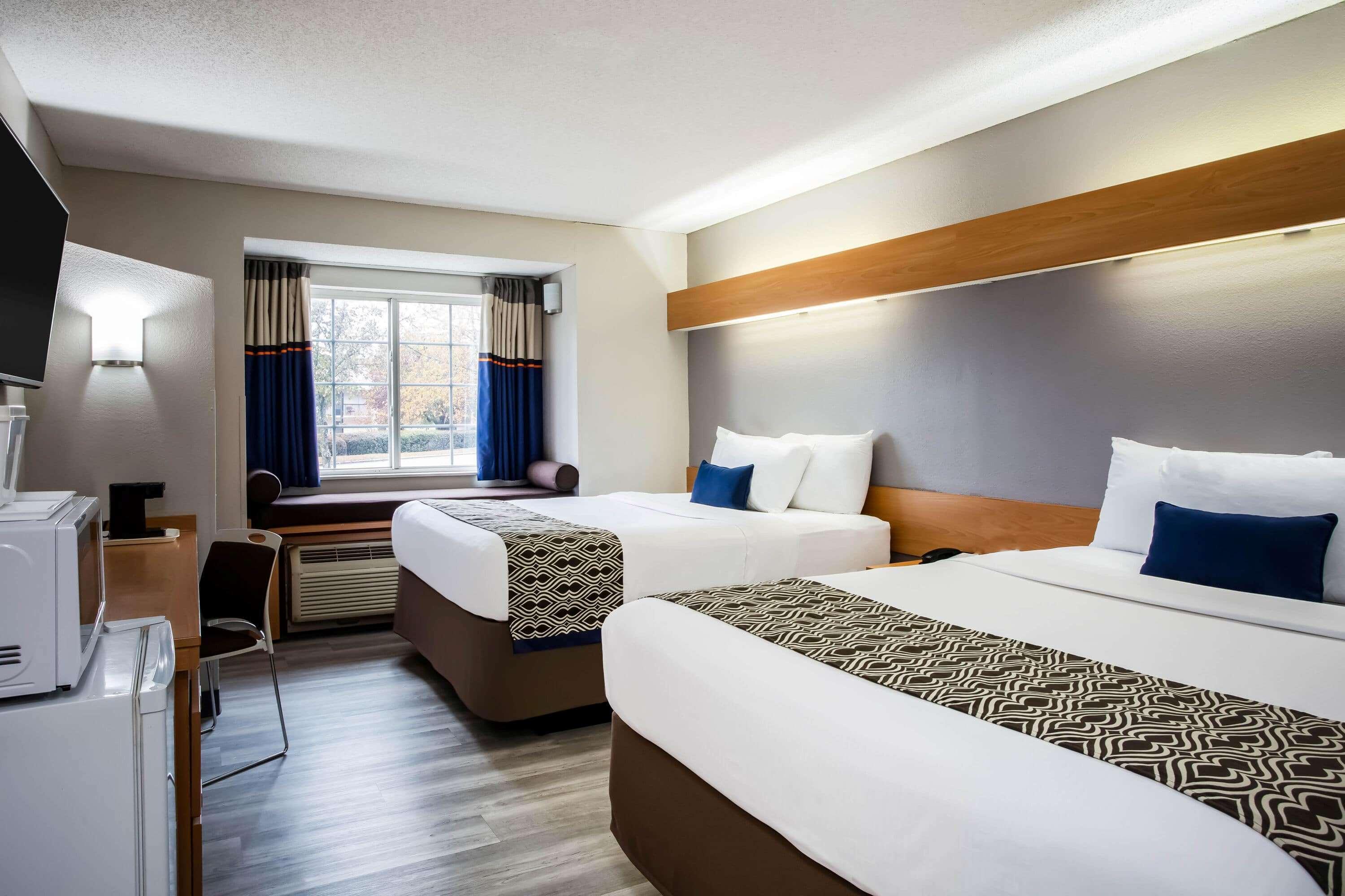 Microtel Inn & Suites By Wyndham Southern Pines Pinehurst Exterior photo