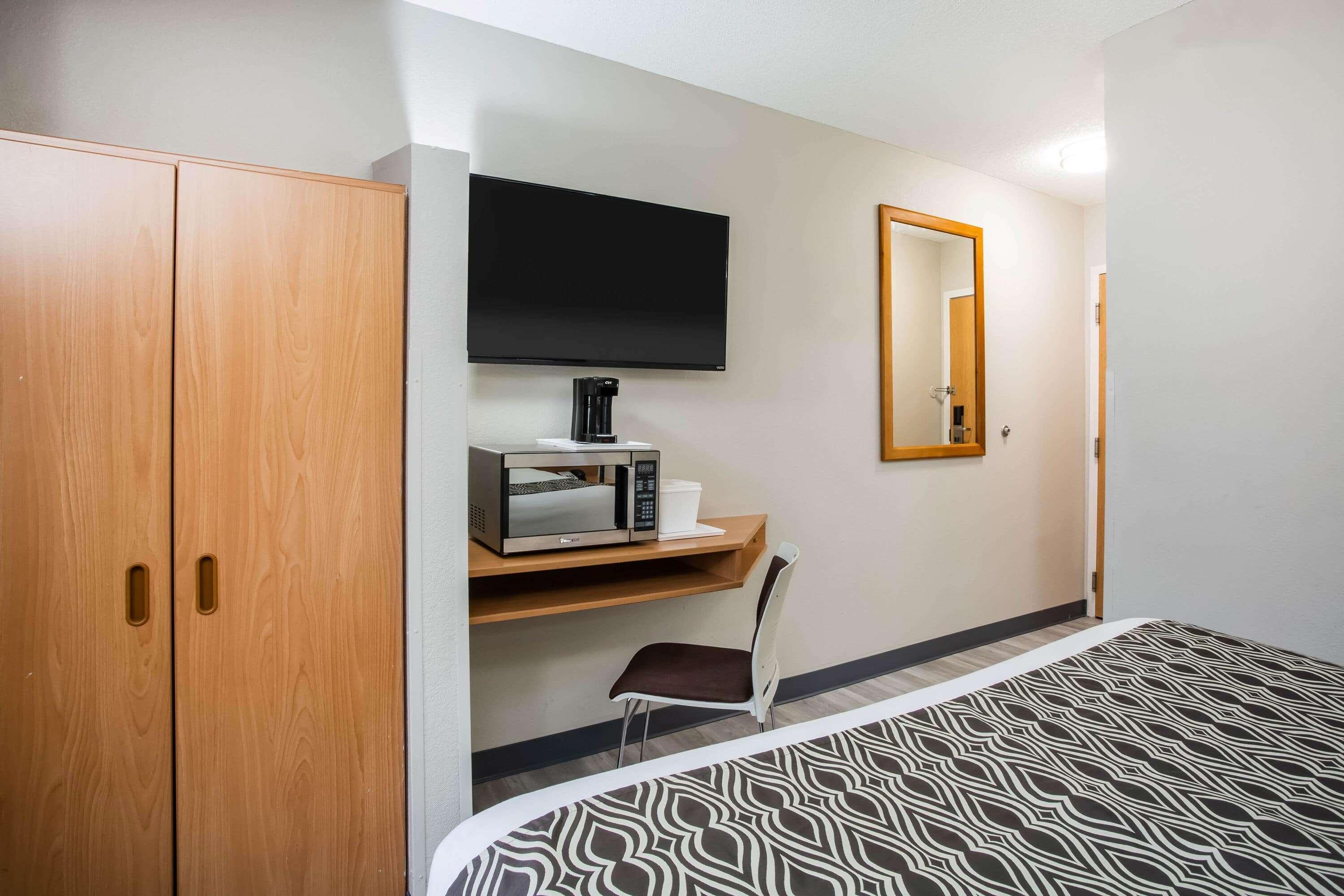 Microtel Inn & Suites By Wyndham Southern Pines Pinehurst Exterior photo